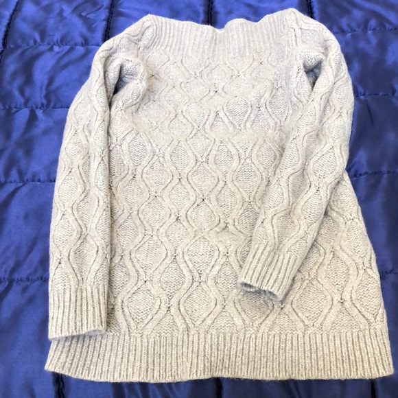 3 Maternity Sweaters - LOFT & Isabel brands - Picture 4 of 7